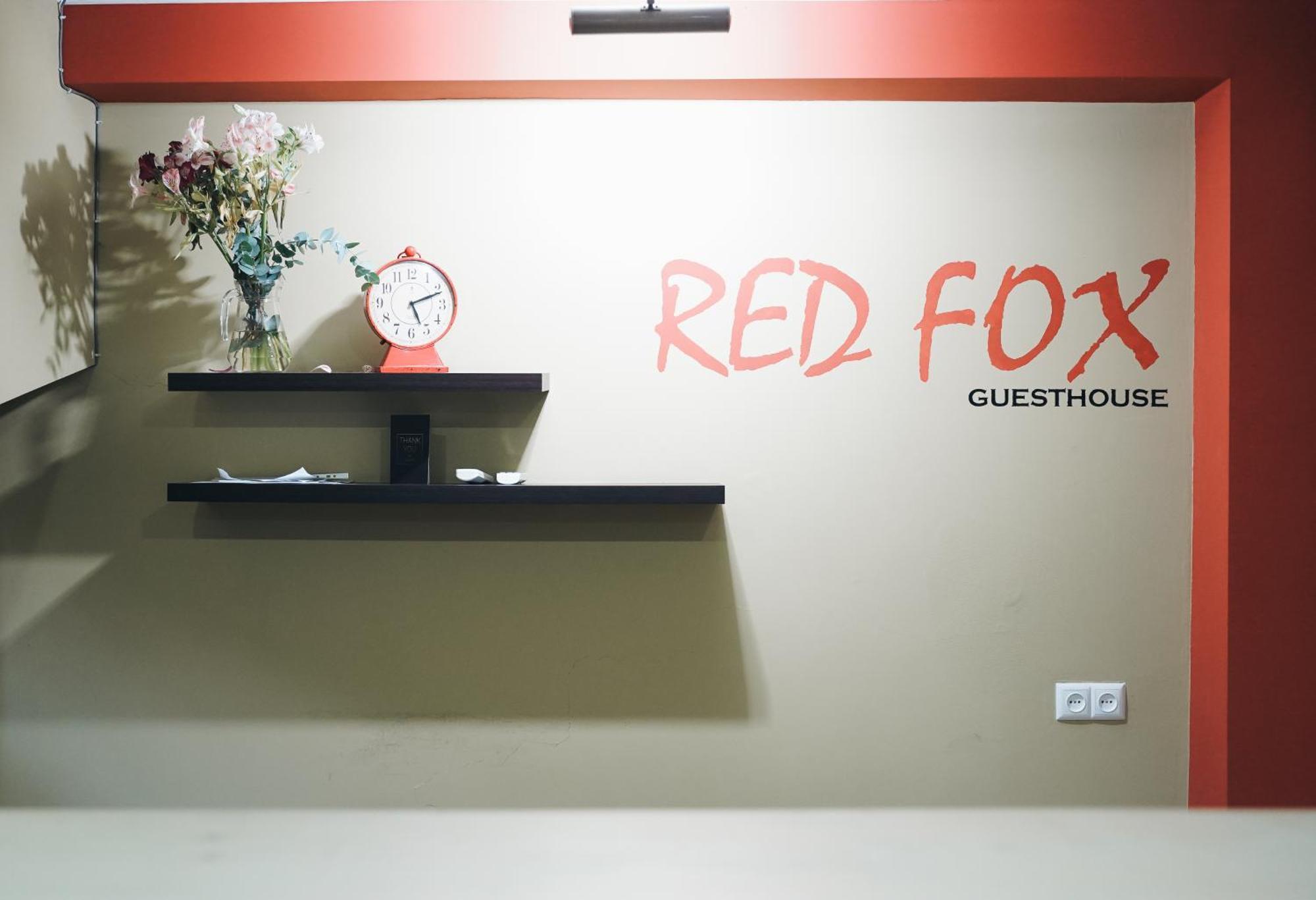 Red Fox Guesthouse Tbilisi Esterno foto